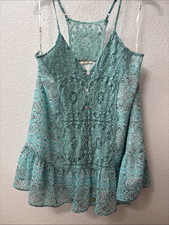 Miss Me Tops - Miss Me Seafoam Crochet Lace V-Neck Peplum Tank